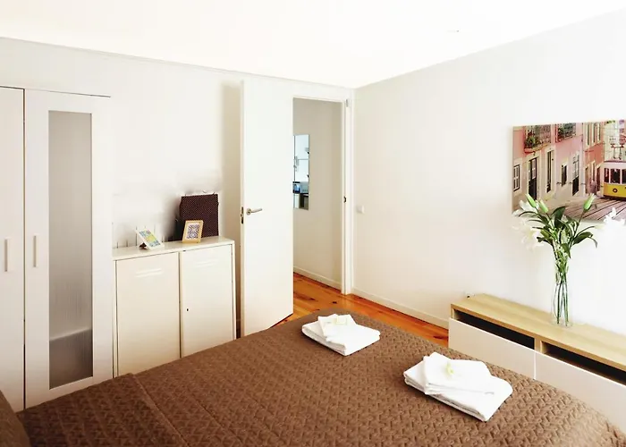 Апартаменти Center Castelo