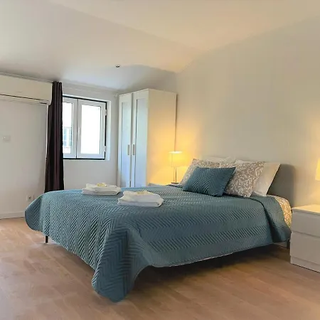 Center Castelo Appartement Lissabon