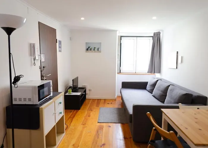 Center Castelo Apartment Lisbon