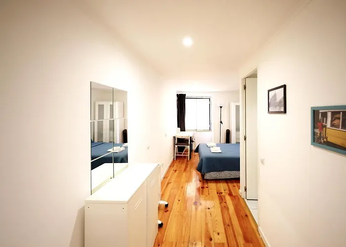 Center Castelo * Lisbon