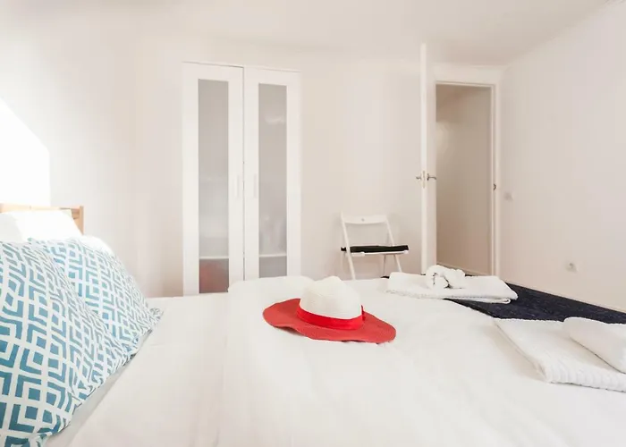 Center Castelo Apartment *